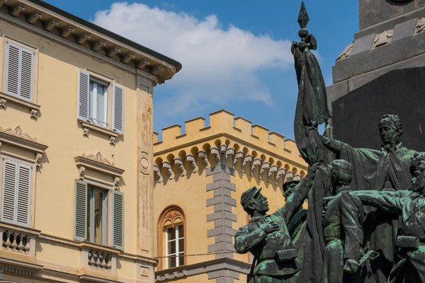 Comment découvrir les traditions artisanales des villages alpins en Suisse?